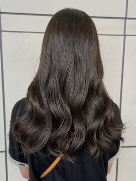 ティエラ 原宿 表参道(Tierra) 【Tierra桑原圭太】赤み消し赤み除去オリーブベージュ2