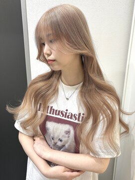 ユーフォリア 渋谷グランデ(Euphoria SHIBUYA GRANDE) ミルクティーベージュ　ブリーチ　ハイトーン　顔周り