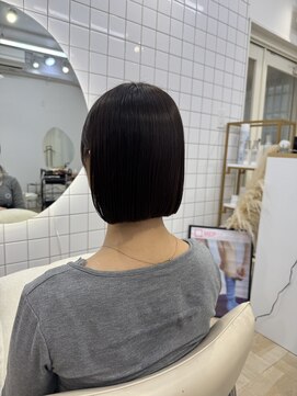 シロコウベ(shiro.kobe) 【山本晴日】縮毛矯正BOB◎元町/三ノ宮/神戸