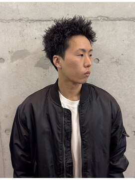 シフト(SHIFT) スパイキーショート