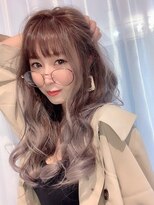 カルフール ロハス 草加東口店(Carrefour LOHAS) ホワイトシルバー・アッシュ系・外国人風カラー・ケアブリーチ