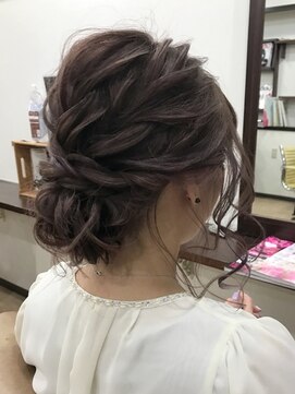 シニヨン 結婚式ヘアセット L アゴーグ Agog のヘアカタログ ホットペッパービューティー