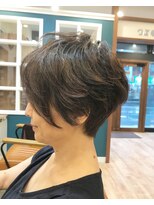 プリクーズヘアオアシス(plecooze hair oasis) トップふんわりメリハリのあるショート