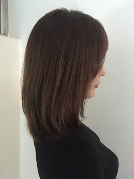 パティオン(PATIONN) 30代40代に人気の顔回りレイヤーの重軽シルエットミディアム