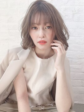 ジーナ セントラル銀座(Zina) 小顔セミウェットウェーブピンクベージュハイライトカラー