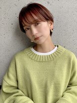 トイロ 中目黒(Toiro)&nbsp;耳かけショート×コーラルピンクカラー中目黒