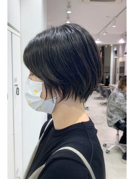 ビブ(VIV) 大人可愛い20代30代40代丸み小顔ショートボブカット川崎