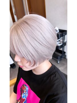 ミノリ(Minori) ホワイトカラー