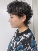 【morio原宿】ウルフパーマ　マレットヘア　くるくる強めパーマ