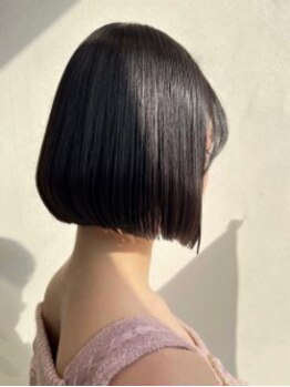 ヘアメイク アージュ 天神西通り店(HAIR MAKE age)の写真/人気の≪Aujua≫使用！髪質改善・美髪革命がコンセプトの人気ケア◎ダメージ知らずの美髪に♪