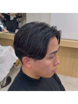ニコフクオカヘアーメイク(NIKO Fukuoka Hair Make) 「NIKO」毛流れセンターパートパーマ　ニュアンスパーマ