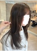顔まわりレイヤー×オリーブベージュ