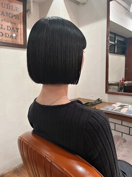 フランチェスカ(Francesca) 黒髪ボブ/水平ボブ/ボブ/ストレートボブ
