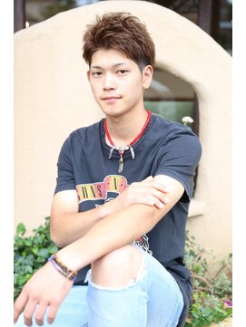 ピケ(pique) くせ毛ショート