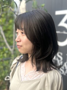 トロワエピ 表参道(Trois epis) ミディアムくびれヘア/アッシュブラウン