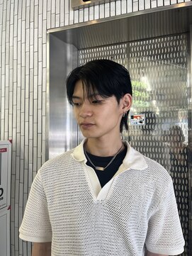 ゼストプール(ZEST POOL) 襟足ありセンターパート