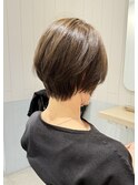 ショートボブ