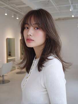 クレビア 名古屋(CreBiA) レイヤーカット/シアーブラウン/顔まわりカット/ミディアム