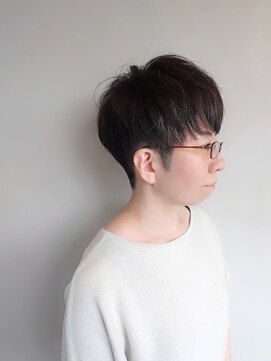 ラトリエコンタン(L´atelier Content) 30代40代50代おすすめ　丸みベリーショート×刈り上げ