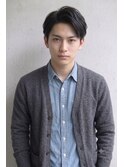ナチュラルな毛流れのショートレイヤー