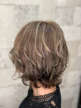 プライベートガーデンルーア(Private Garden Lua) ナチュラルボブハイライトクリアベージュ20代30代40代