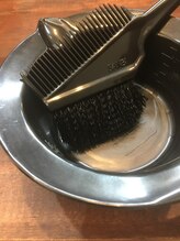 【カラー】ダメージケアにもこだわり、高発色かつ高いケア効果を実現する厳選カラー