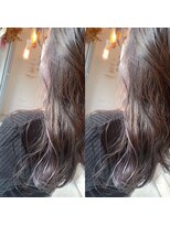 ヘアアトリエコモノ(hair l'atelier KoMoNo) #ピアスカラー × ペールバイオレット