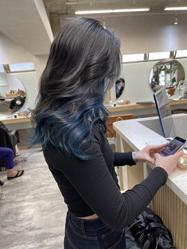 ペイププロドアイコン 博多(Peyp prod ICON) ダークグレージュ×ブルー　インナーカラー　『ハヤセ』