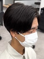 エルマーク(L-MARK)&nbsp;センターパートニュアンスパーマ韓国カルマパーマコンマヘア