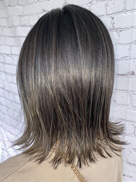 キーマン(KEYMAN) 筋感☆バレイヤージュ