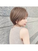 30代40代ひし形クビレ耳掛け束感小顔スウィングショート
