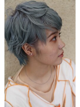 ジェクイントルジ(dekujin tri) アッシュブルーショート