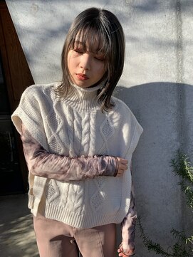 シエル 一社(cher) 外国人風グレージュカラー+ソフトウルフの相性が◎