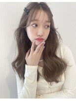 レイラバイアフロート 吉祥寺(Lila by afloat)&nbsp;顔まわりカット／レイヤーカット/オリーブベージュ