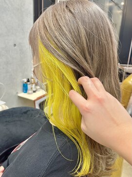ココ 西葛西南口店(COコ) ハイトーンフェミニンベージュ×モードネオンイエローインナー