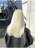 ホワイトブロンド &nbsp;美髪　イメチェン　外ハネボブ　ワイドバング