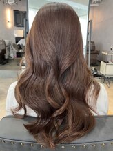 リアンバイアリュール(Lian by Allure) Lian by Allure 本厚木 小田桐潤 柔らかいベージュ