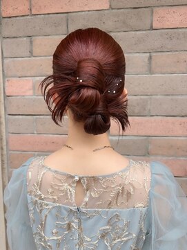 クオレア(CUOREA) カチモリツインシニヨン♪