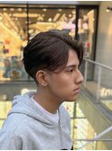 テーパーフェード+センターパート