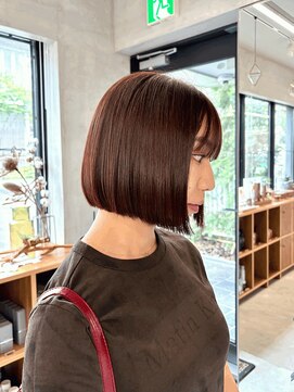 ナル(nalu.) ボブ/切りっぱなし/レッドカラー