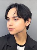 ナチュラルメンズメイク×センターパートヘア