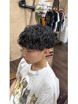 ギルド(Guild)&nbsp;波巻きプードルパーマ　メンズパーマ　メンズマッシュ