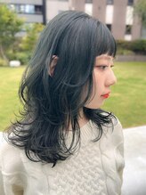 スウド(Swd) フェイスレイヤー&オン眉/ミディアム/顔周りカット