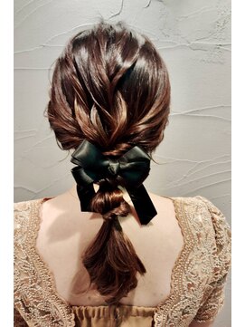 サンジュウナナドシー 大宮東口店(37.0℃) 大宮人気◎ゆるふわ編みおろしヘアセット