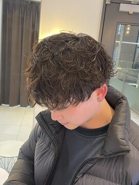 シャドウパーマ