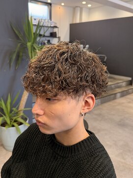 ウルバイササ(URU by SASA) 波巻きパーマ