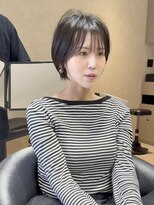 セラ(cella)&nbsp;暗髪ショート/小顔/似合わせ/30代【岡村大介】