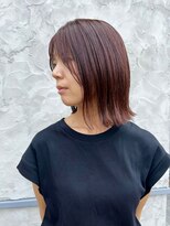 クララデアンシュシュ(Kurara de UN CHOU CHOU)&nbsp;飽きのこないストレートヘア