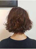 梅雨の湿気に負けない　切りっぱなしにウェーブパーマ！