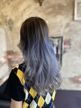 モンシェリ(Moncheri) グレイグラデーションカラー